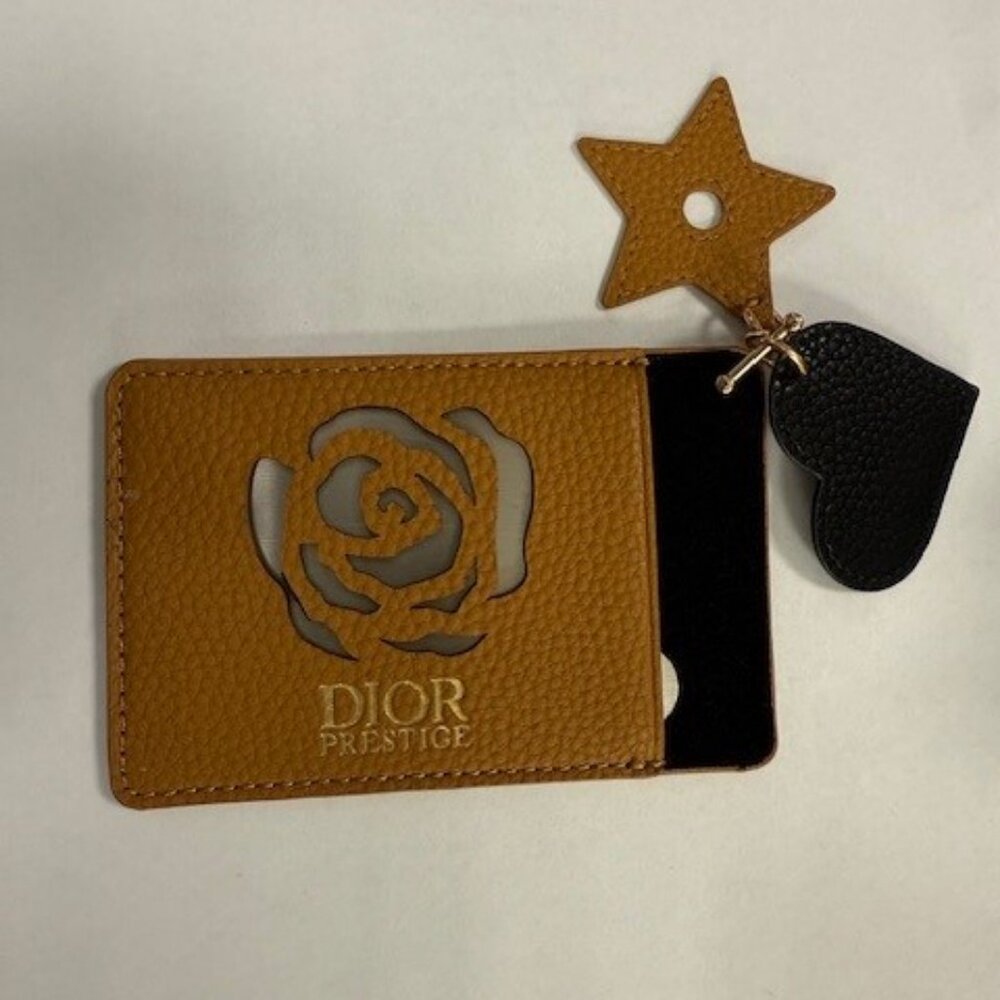 DIOR GWP Mirror/card holder - Picture 3 of 4